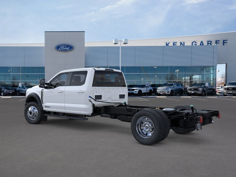 New 2026 Oxford White Ford LARIAT image 4
