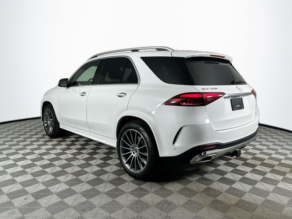 New 2026 MANUFAKTUR Moonlight White Metallic Mercedes-Benz GLE 450 image 5