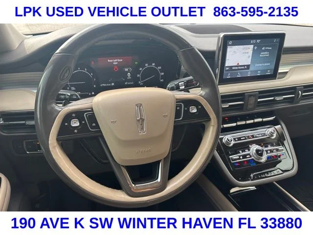 Used 2020 Red Lincoln Standard image 13