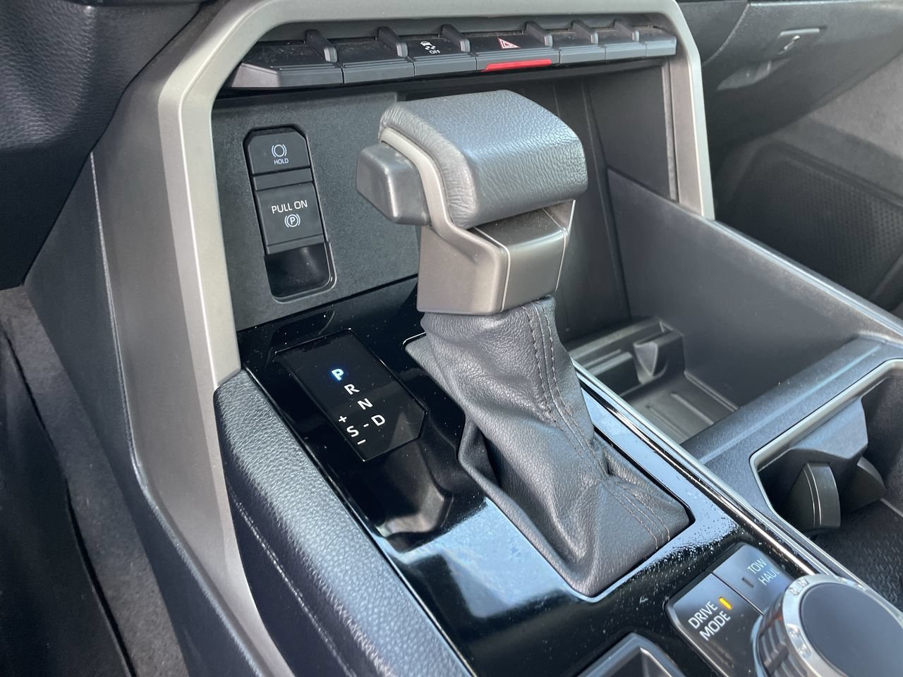 Used 2024 Ice Toyota SR5 image 25