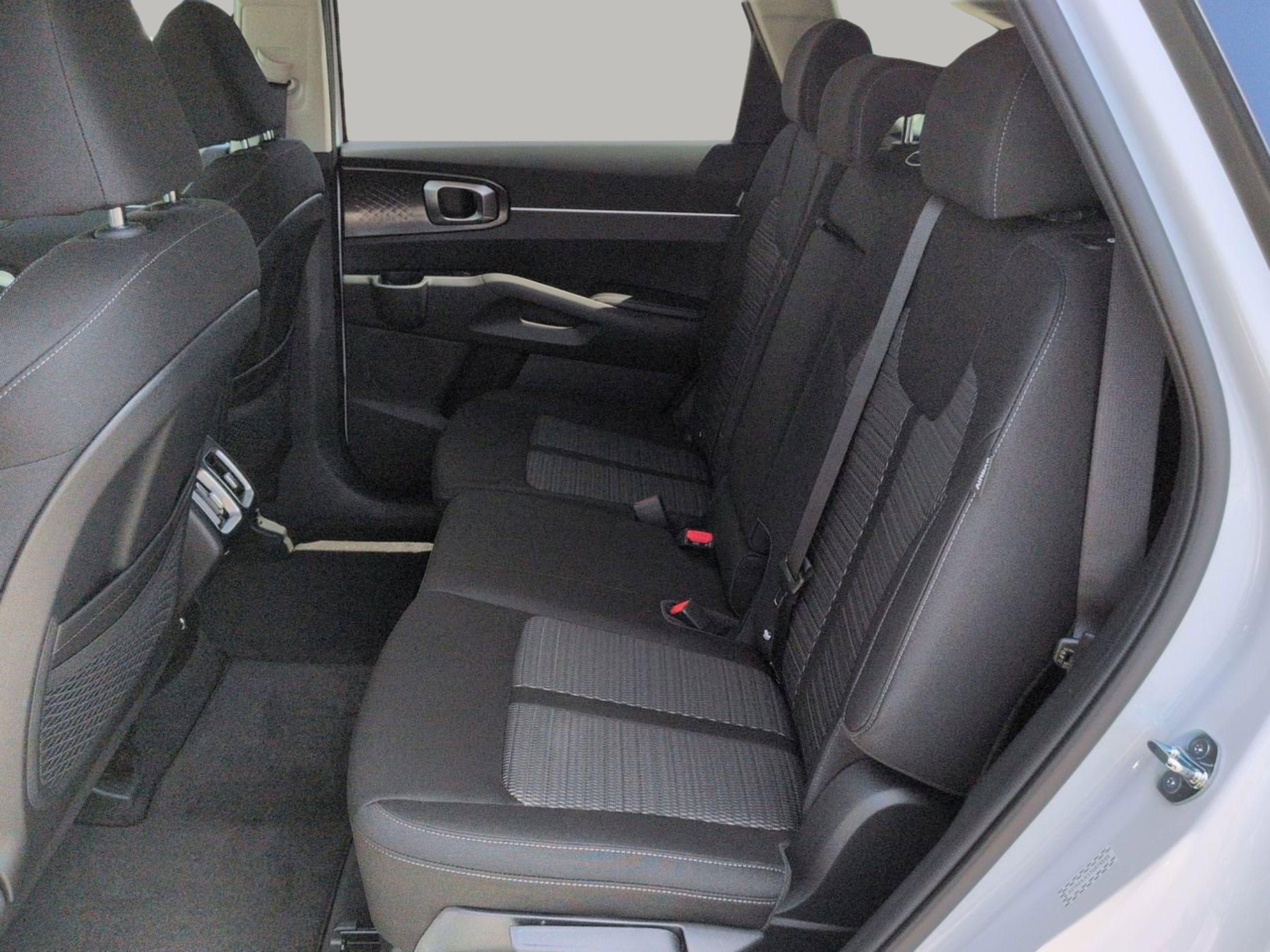 New 2026 Glacial White Pearl Kia LX image 18
