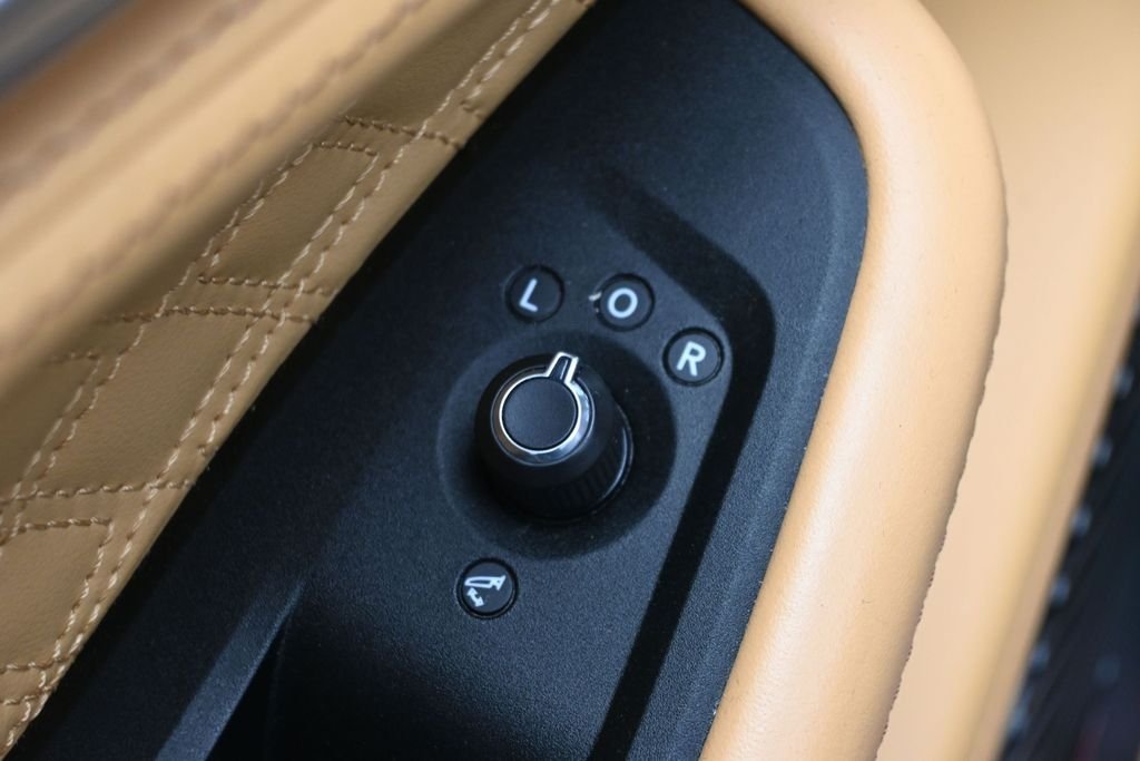 Used 2025 Red Jeep Summit Reserve image 14