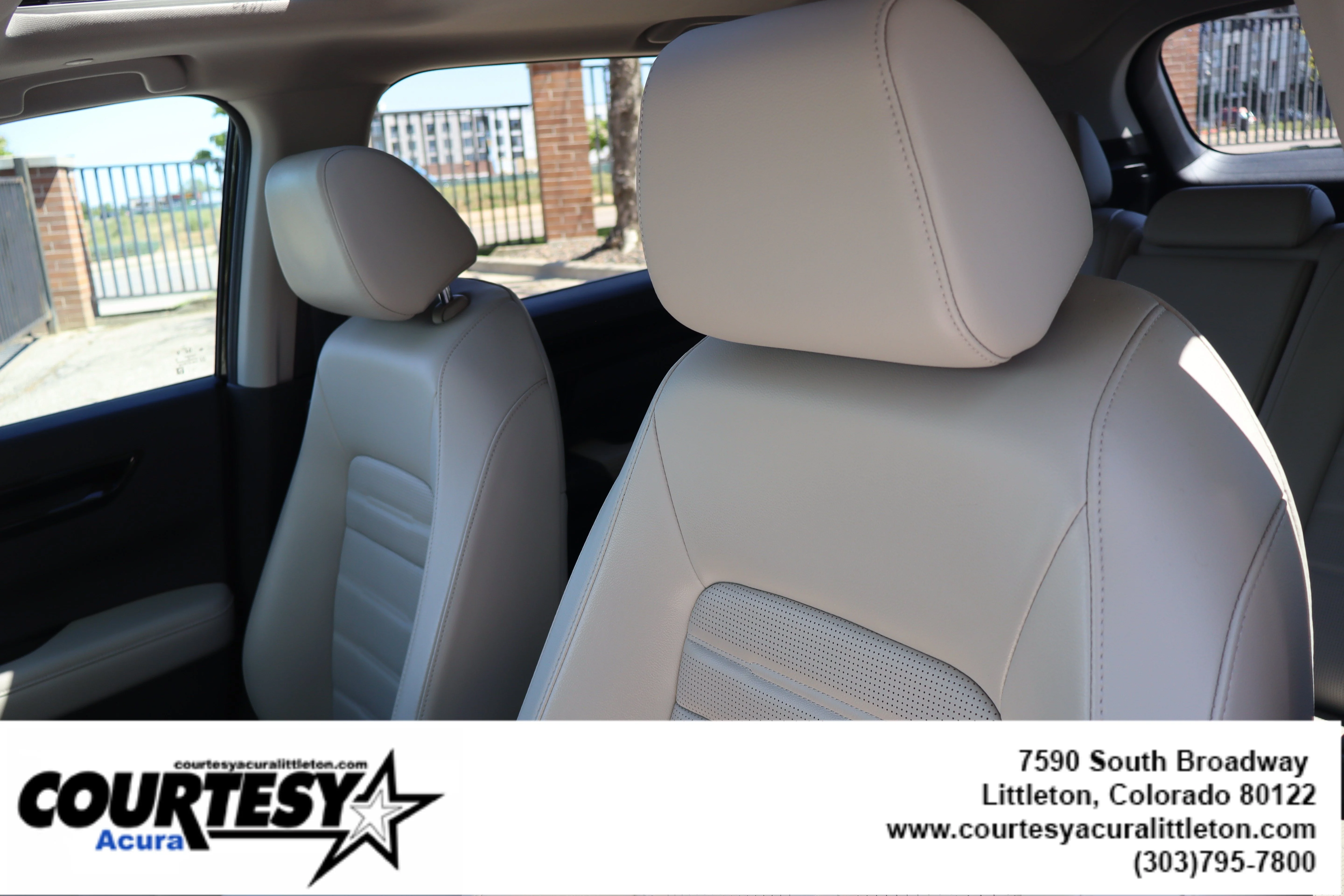 Used 2023 Crystal Black Pearl Honda EX-L image 20