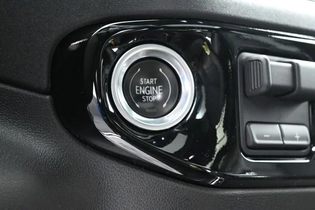 Used 2023 Summit White Chevrolet LTZ image 20