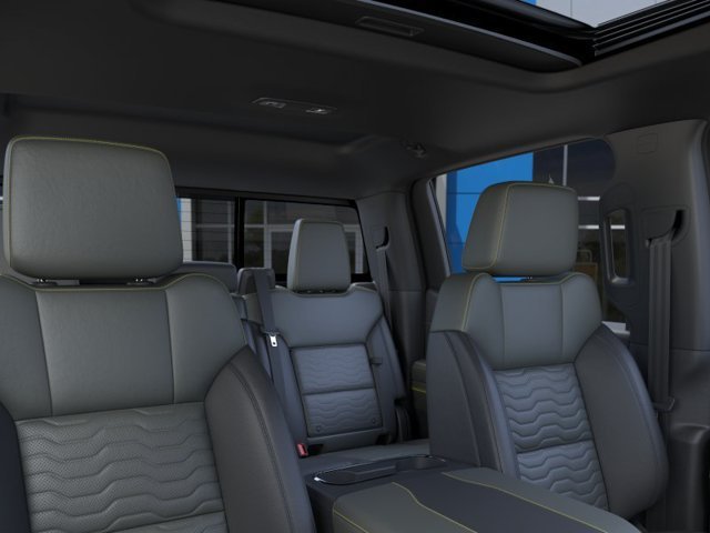 New 2026 Summit White Chevrolet ZR2 image 24