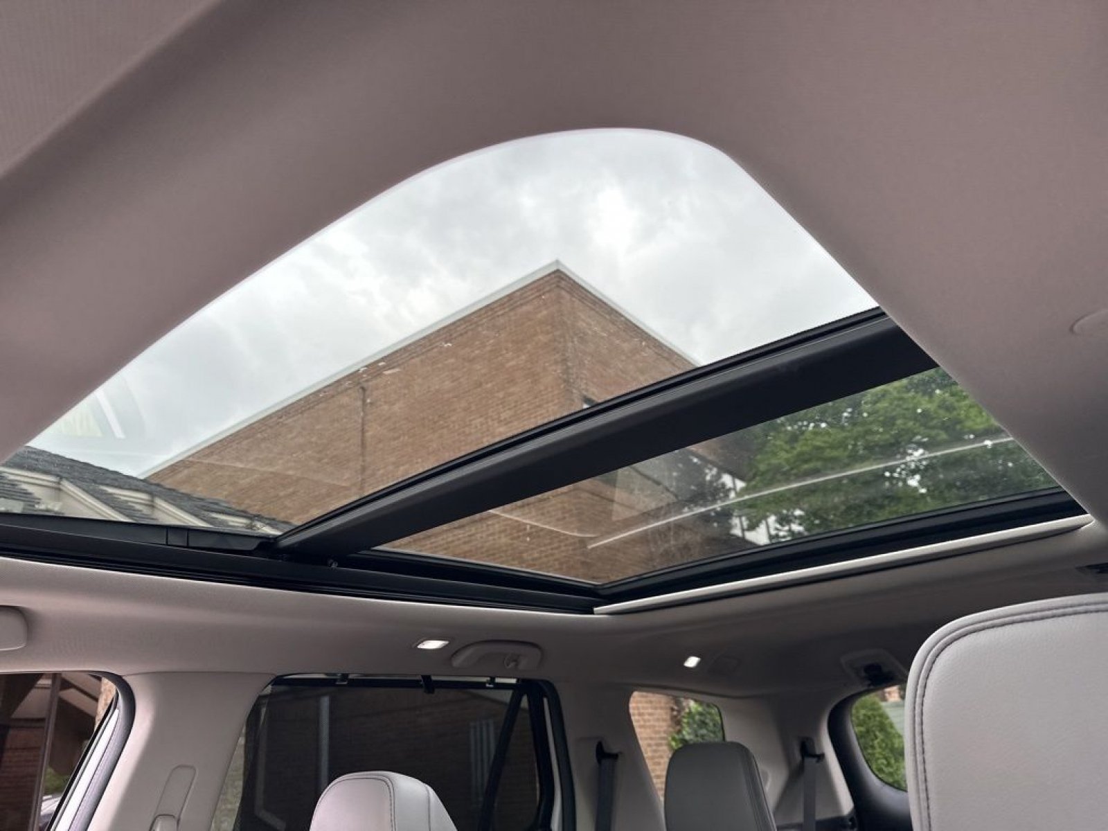 2023 Honda Pilot Touring - Photo 25
