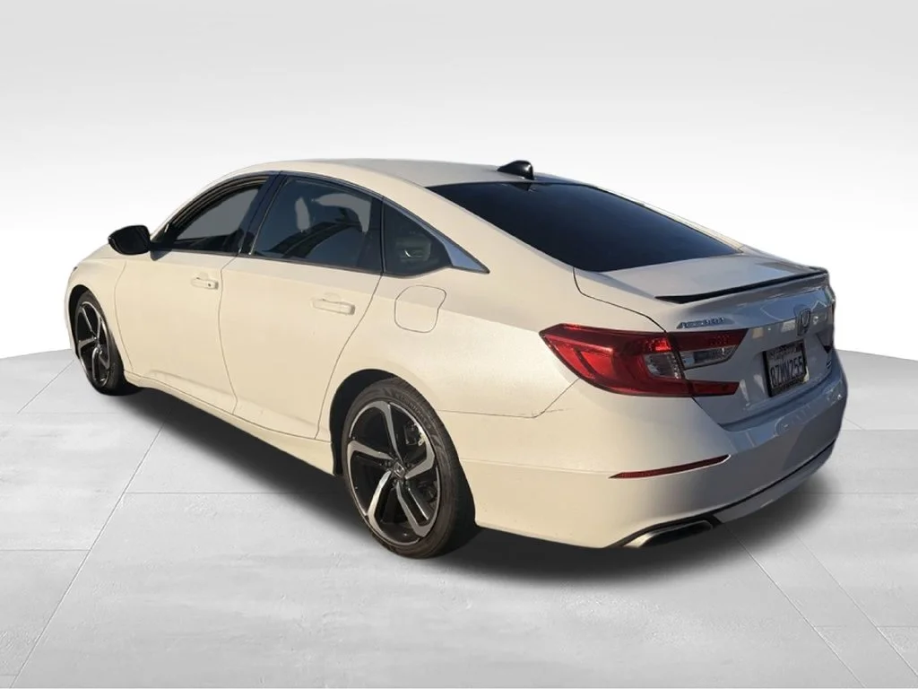 Used 2022  Honda Sport Special Edition image 4