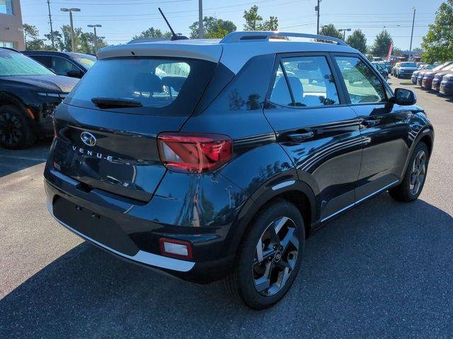 New 2026 White Hyundai SEL w/Two-Tone Roof image 5