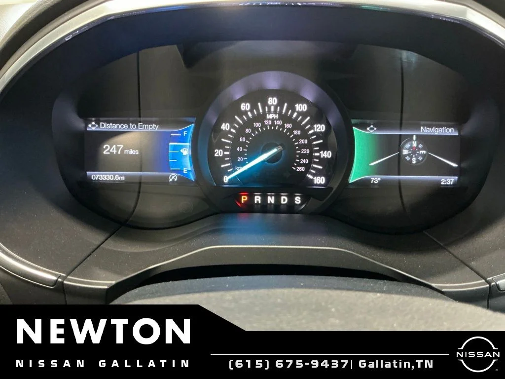 Used 2019 White Platinum Clearcoat Metallic Ford Titanium image 28
