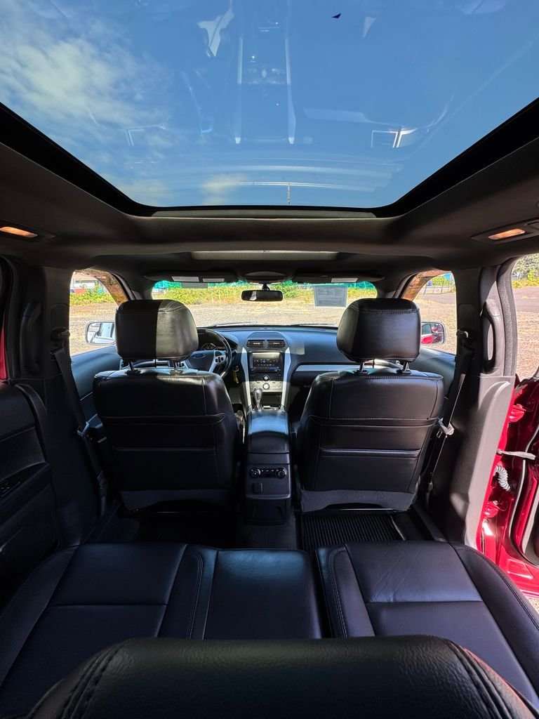 Used 2014 Ruby Red Metallic Ford XLT image 32