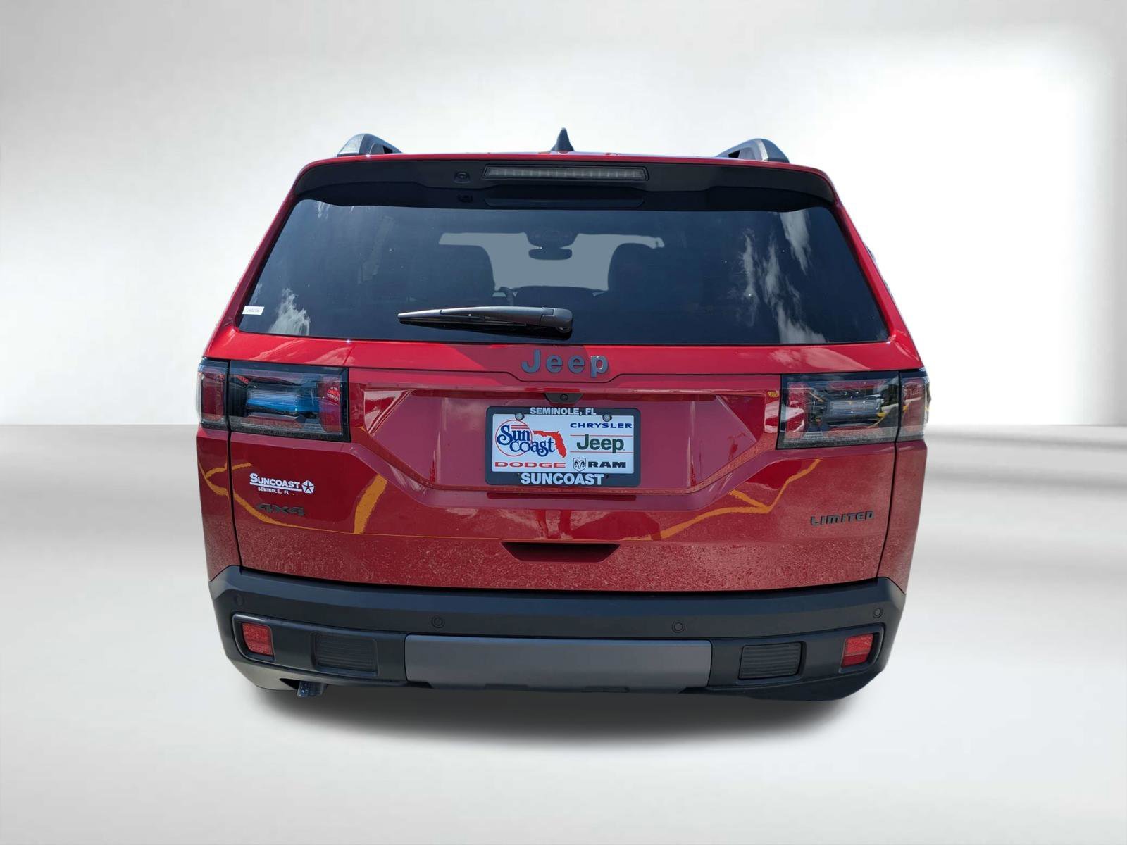 New 2026 Red Hot Pearl-Coat Exterior Paint Jeep Limited image 5