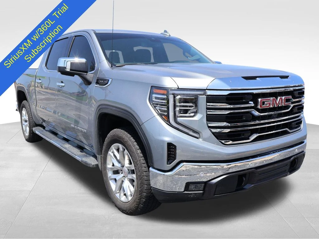 Used 2025 Sterling GMC SLT image 12