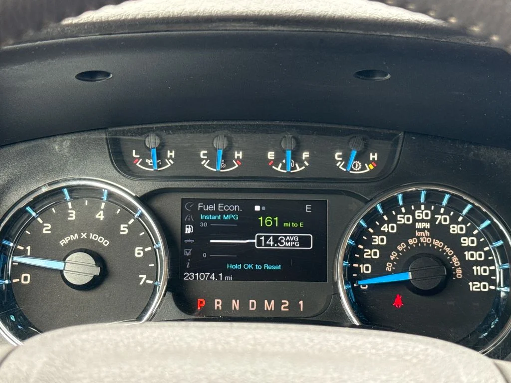 Used 2014 Brown Ford XLT image 17