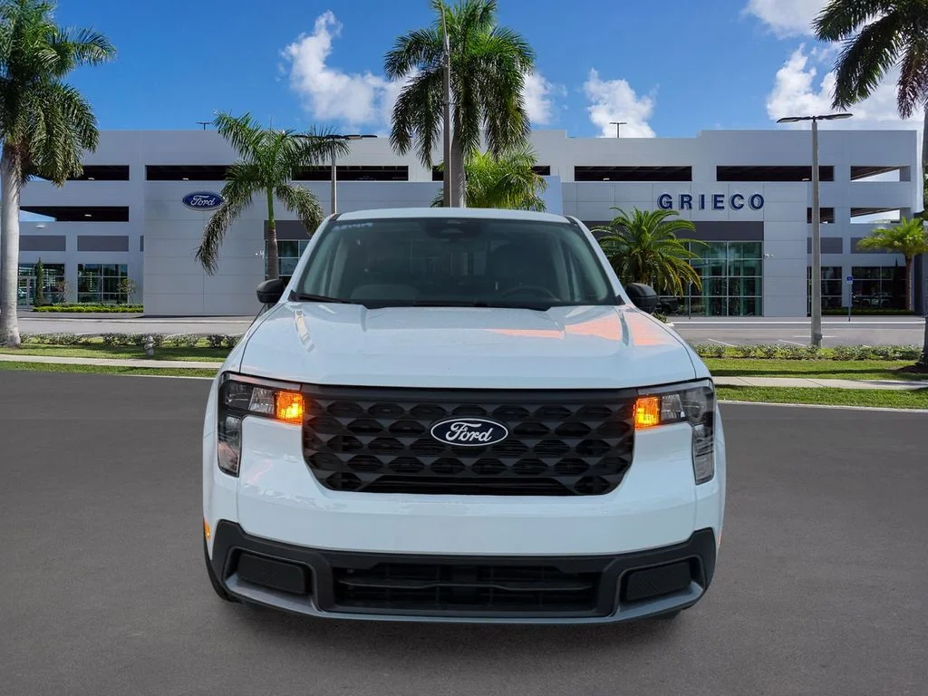 New 2026 White Ford XLT image 2