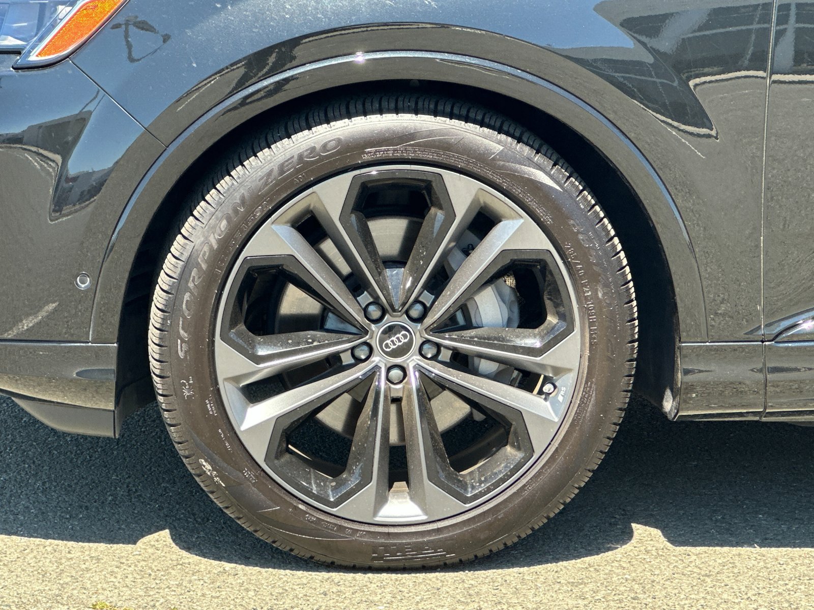 Used 2025 Mythos Black Metallic Audi Premium Plus image 25