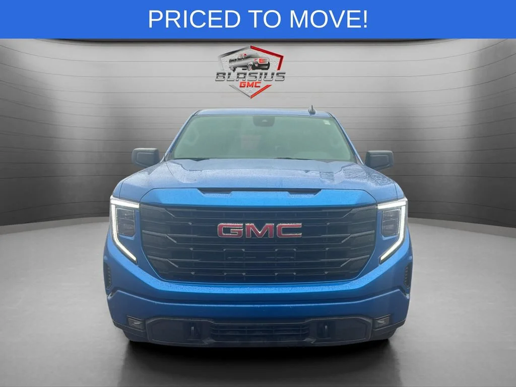 Used 2023 Dynamic Blue Metallic GMC Elevation image 8