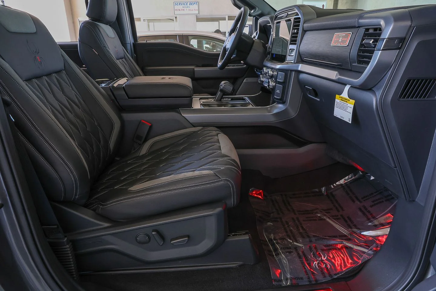 New 2026 Carbonized Gray Metallic Ford XLT image 44