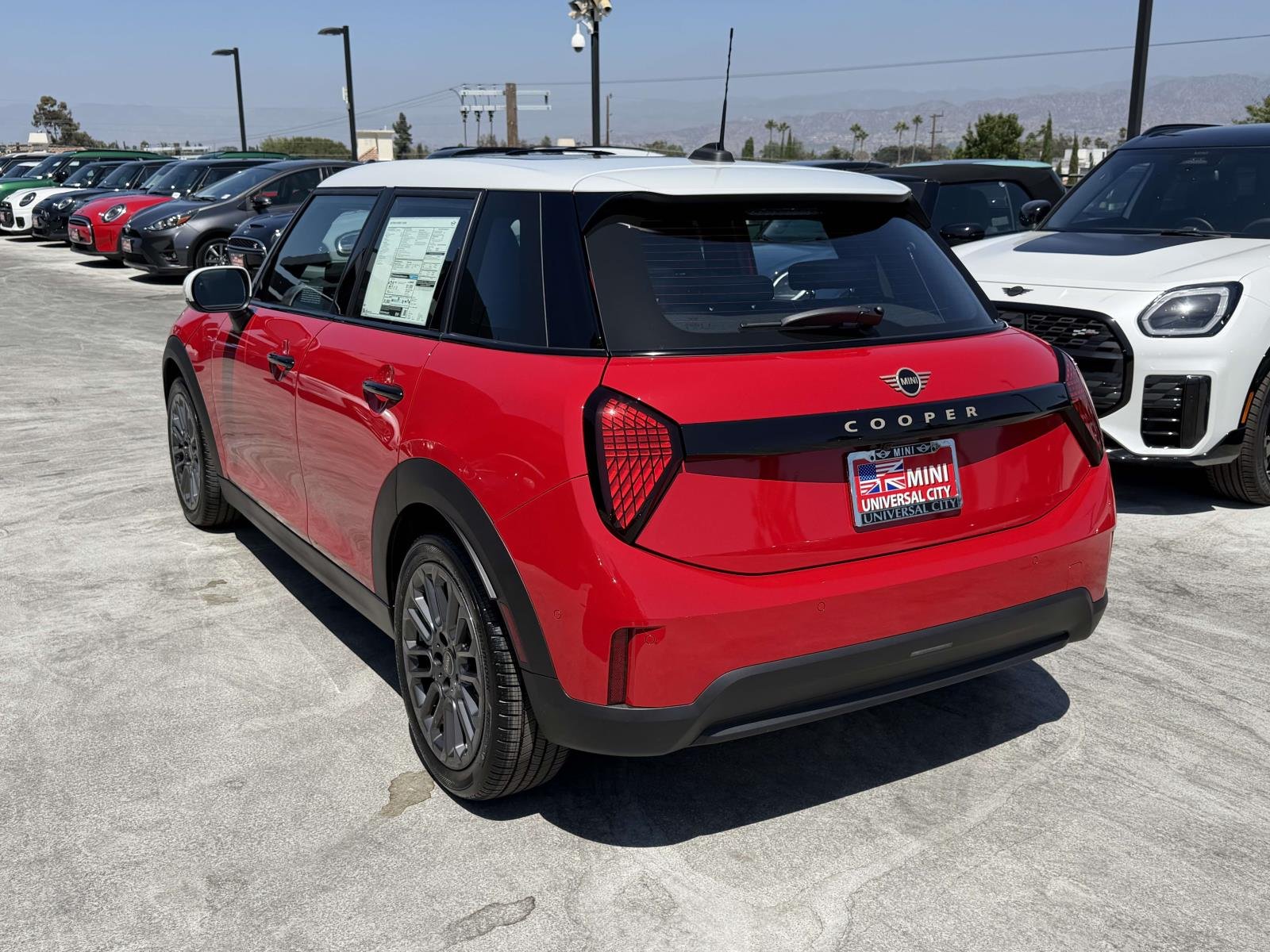 New 2027 Chili Red II MINI Signature Plus image 4