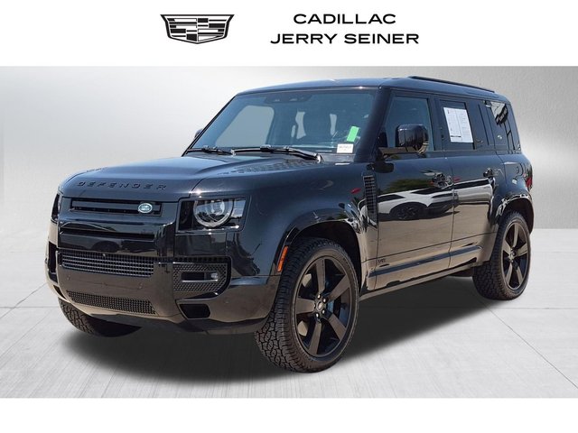 2022 Land Rover Defender V8