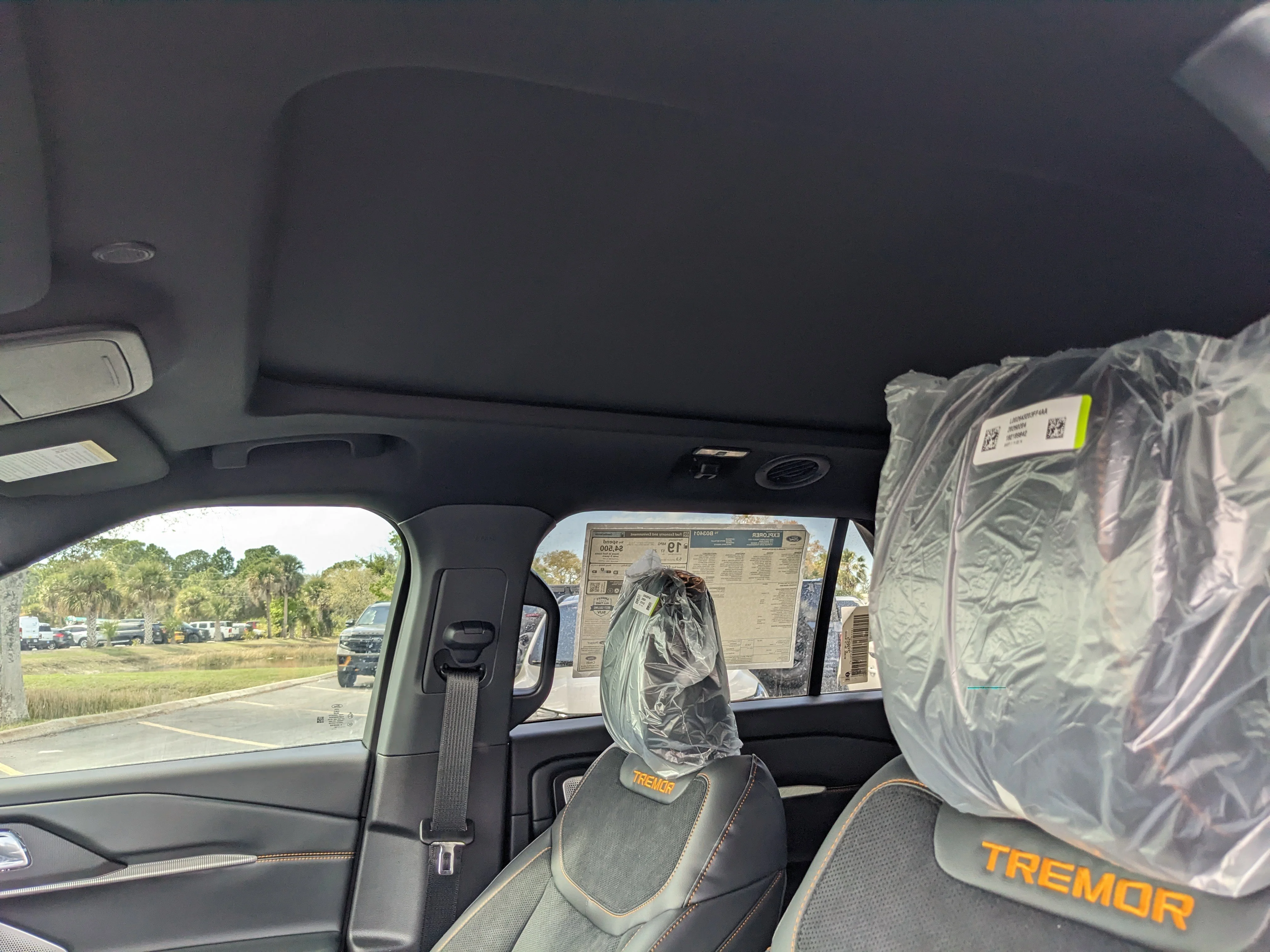 New 2026 Space White Metallic Ford Tremor® image 20