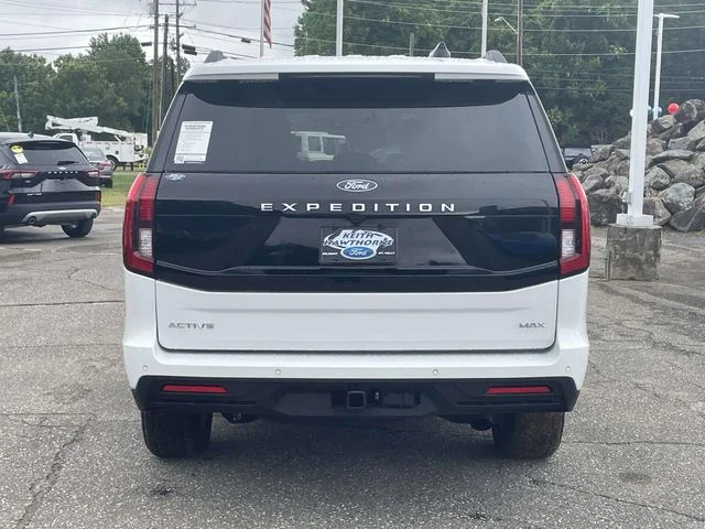 Used 2025 Oxford White Ford Active image 5
