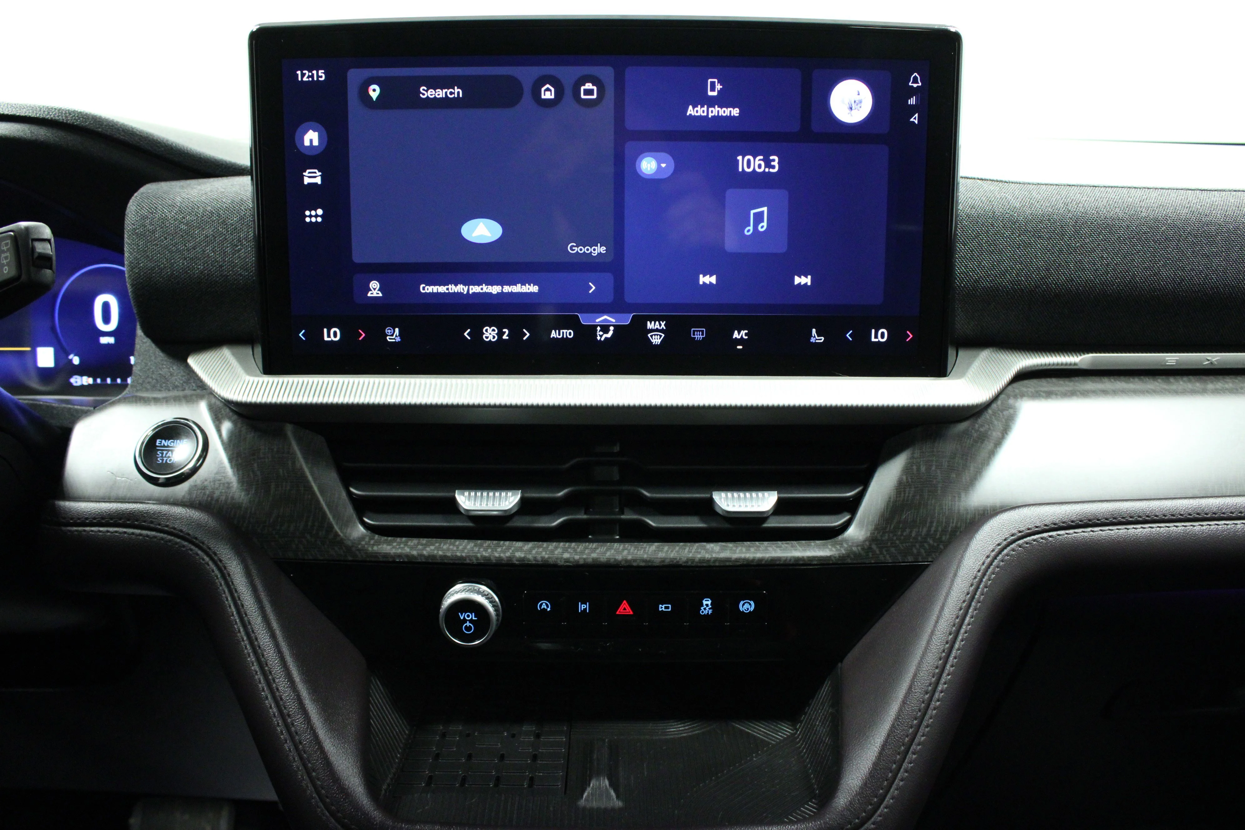 Used 2025 Gray Metallic Ford Platinum image 23