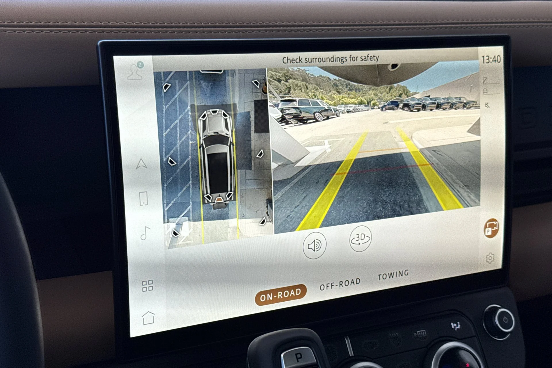 New 2026 Carpathian Grey Land Rover X-Dynamic SE image 23