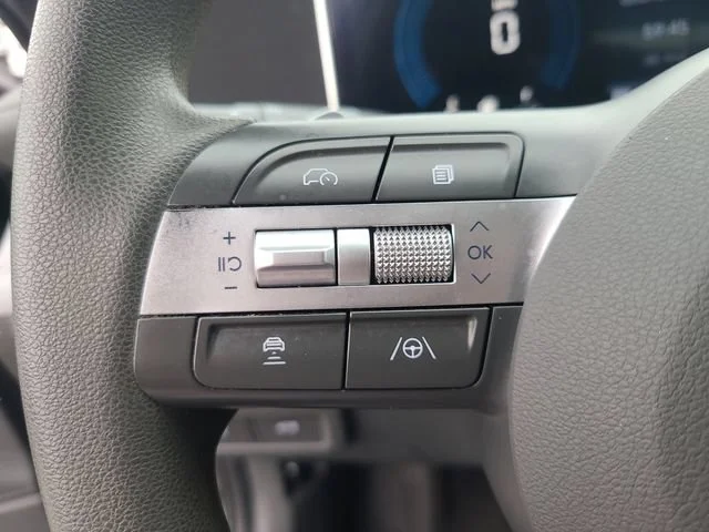 Used 2024 Blue Hyundai SEL image 27