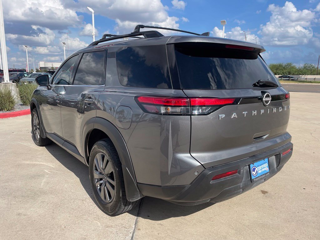 Used 2025 Gray Nissan SV image 5