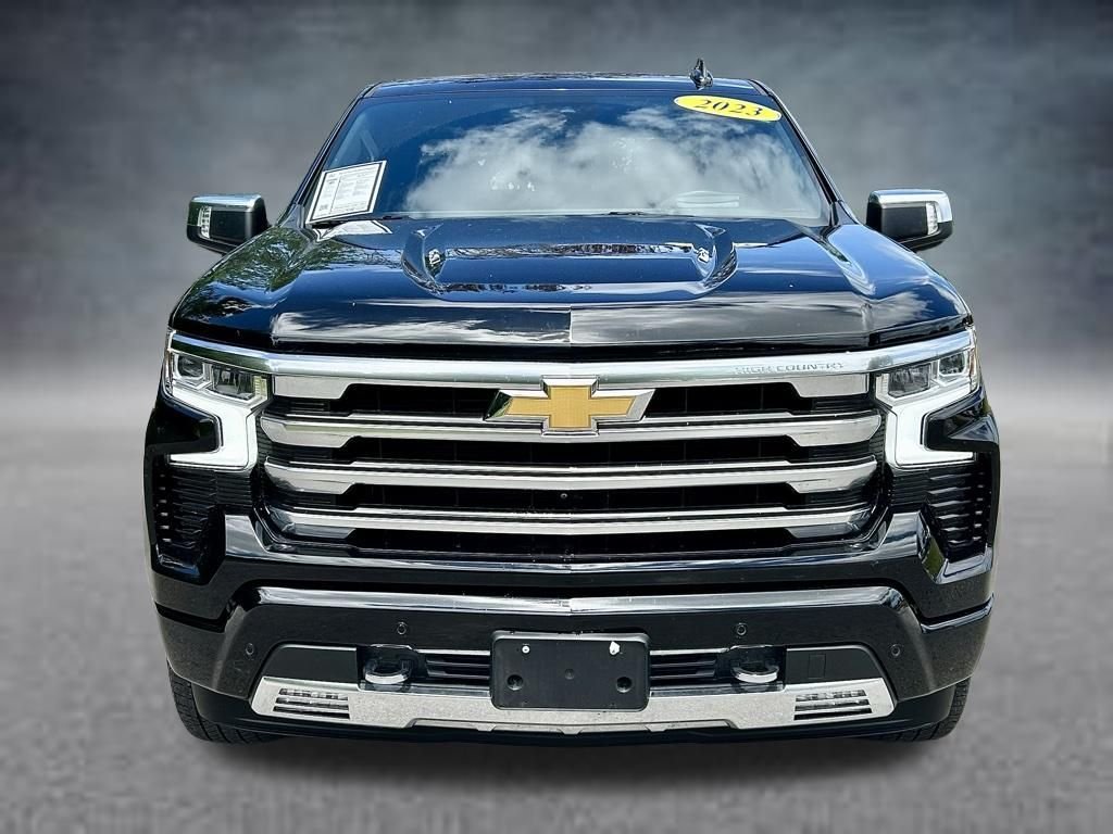 Used 2023 Black Chevrolet High Country image 2