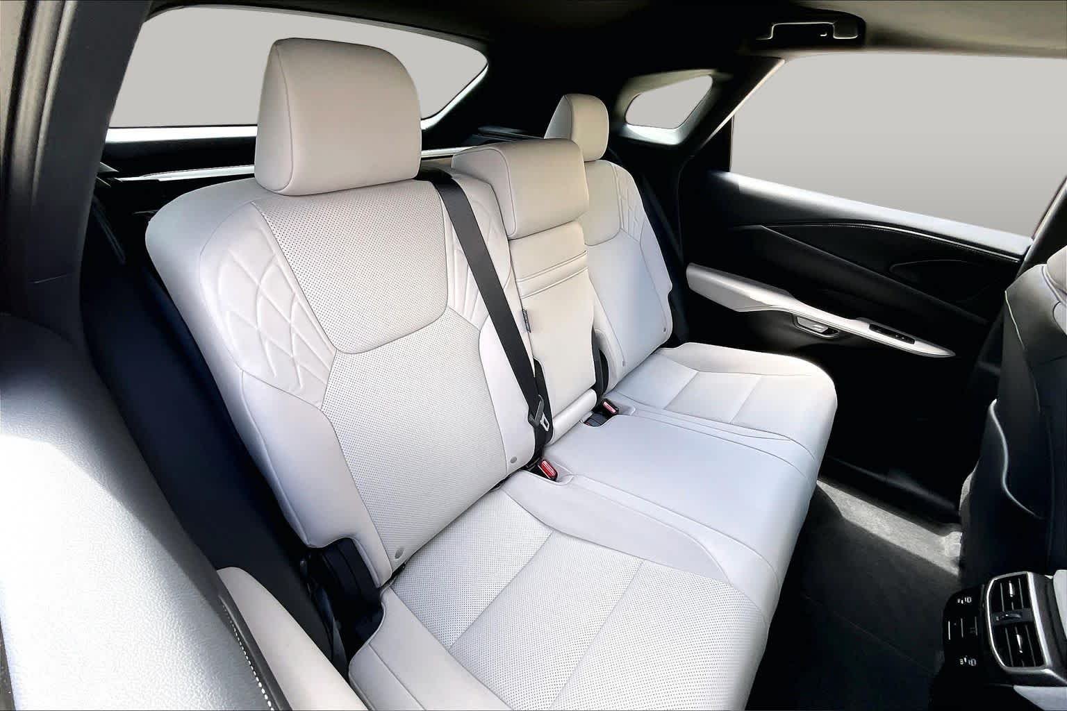 Used 2023 Iridium Lexus Premium image 18