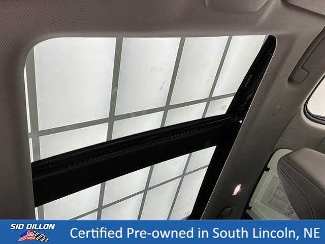Used 2025 Deep Ocean Blue Pearl/Super Black Nissan Platinum image 25
