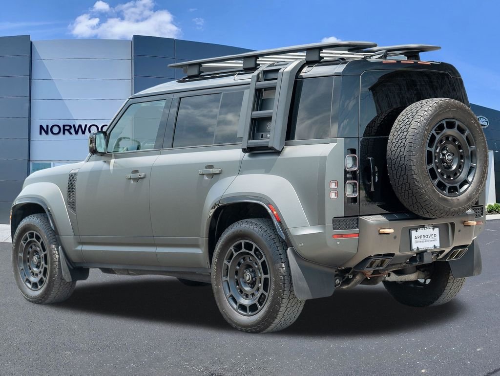 Used 2025 Green Land Rover OCTA image 6