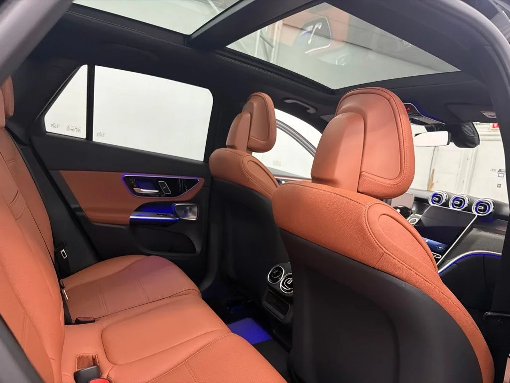 New 2027 Black Mercedes-Benz GLC 300 image 30