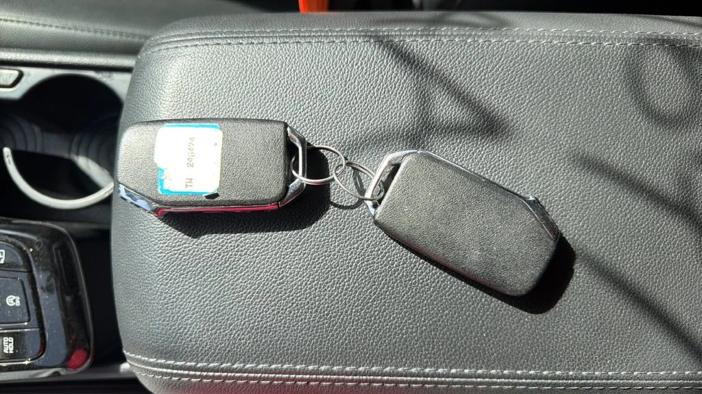 Used 2025 White Kia EX image 20