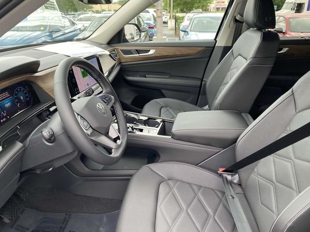 2025 Volkswagen Atlas SE w/Tech - Photo 15