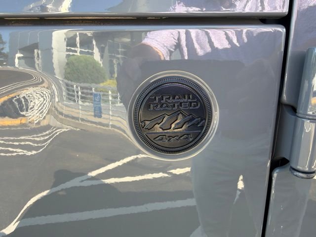 Used 2020 Gray Jeep Unlimited Sport image 29