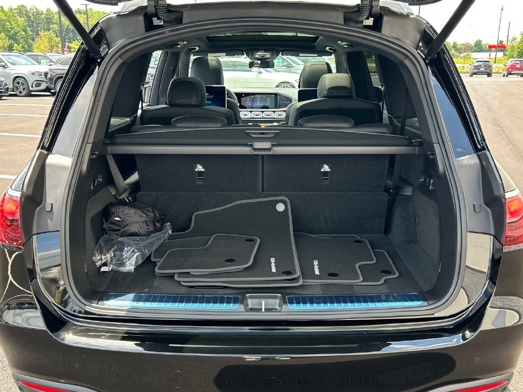 New 2026 Obsidian Black Metallic Mercedes-Benz GLS 450 image 47