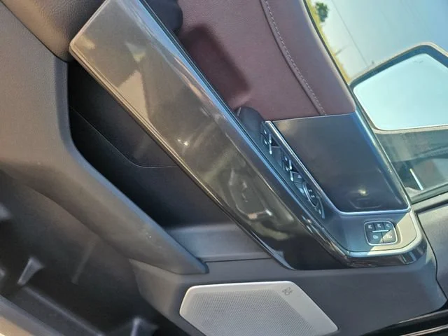 Used 2021 Black Ford XL image 11