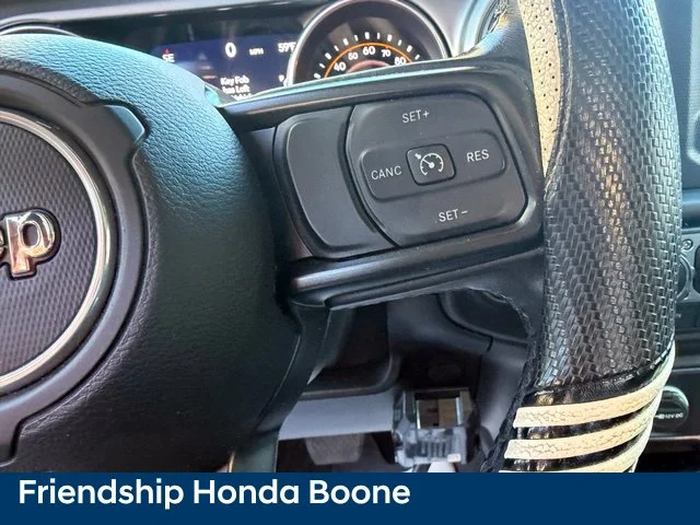 Used 2020 Gray Jeep Sport image 19