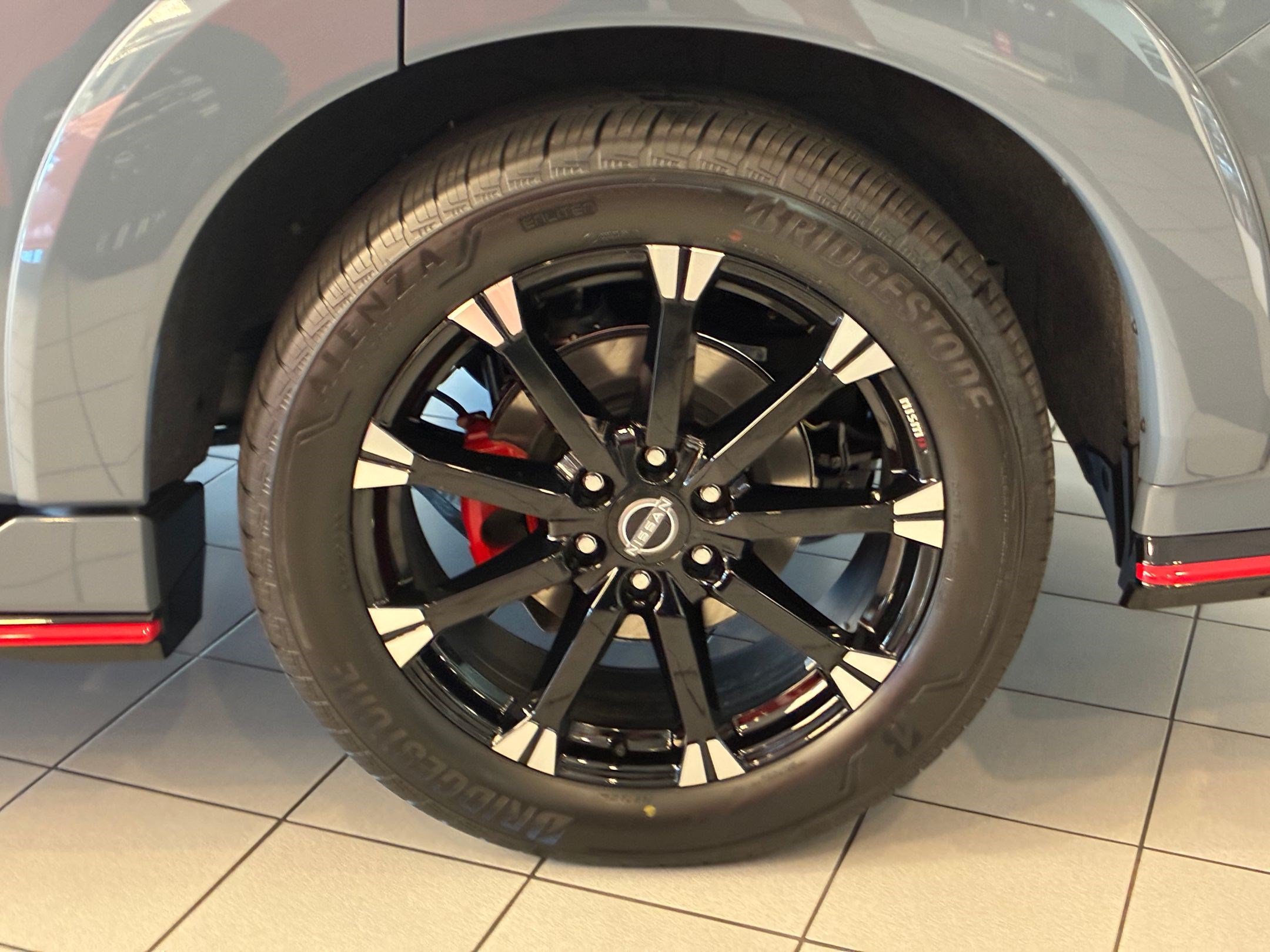 New 2026 Stealth Gray Nissan NISMO® image 26