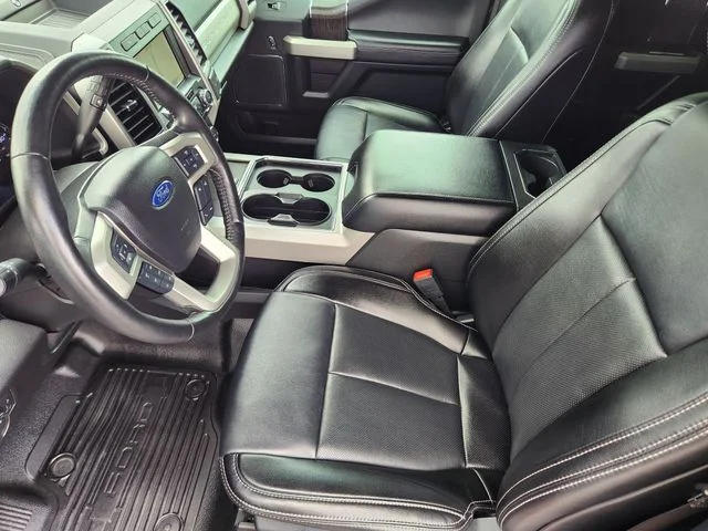 Used 2021 Gray Metallic Ford Lariat image 13