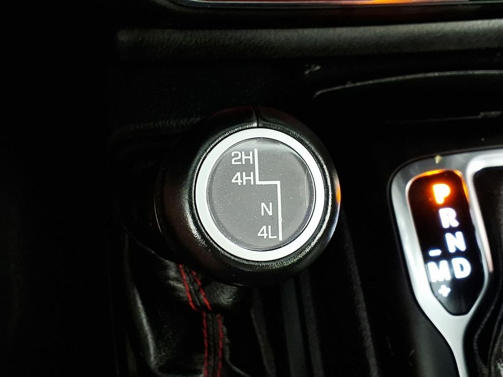 Used 2021 Blue Jeep Rubicon image 17