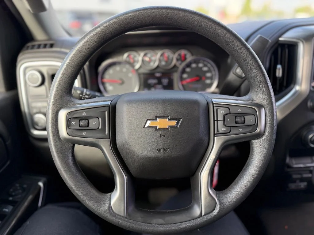 Used 2021 Blue Chevrolet LT image 6