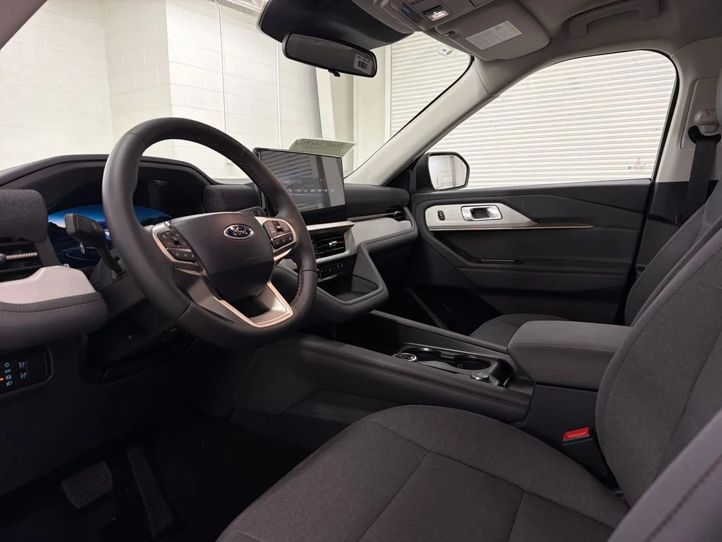New 2026 Gray Ford Active image 7