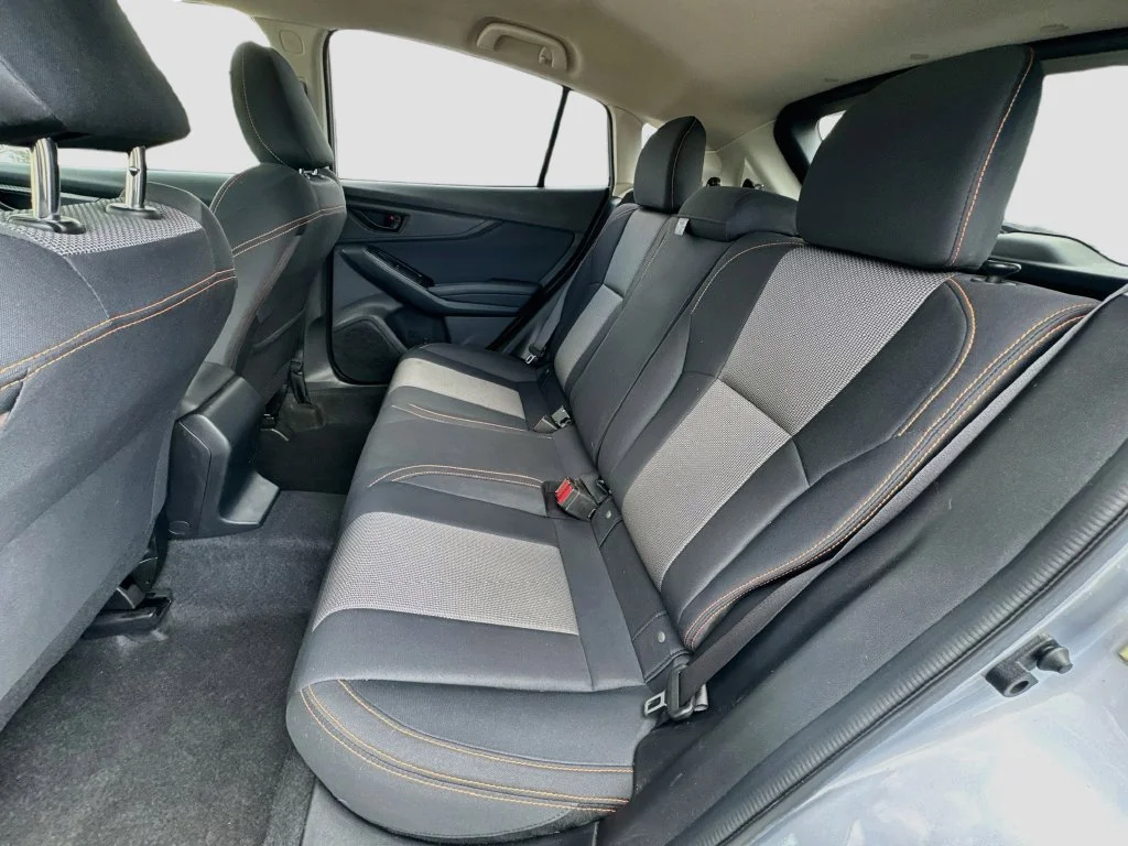 Used 2019 Silver Subaru 2.0i Premium image 28