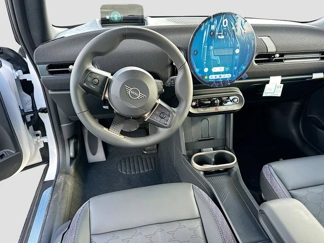 New 2026 White MINI Signature Plus image 16