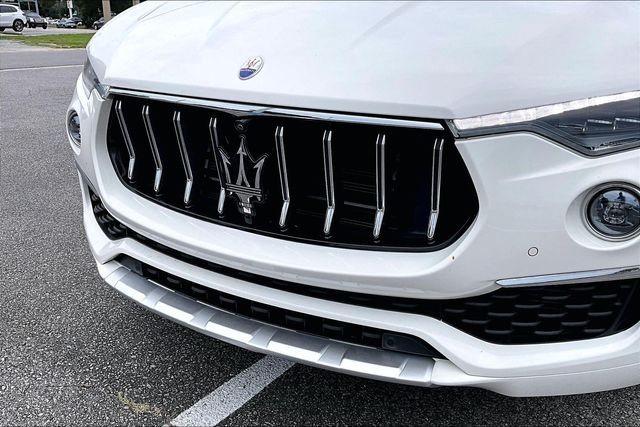 Used 2021  Maserati GranLusso image 32