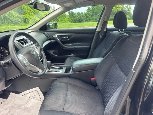 Used 2017 Black Nissan 2.5 S image 15