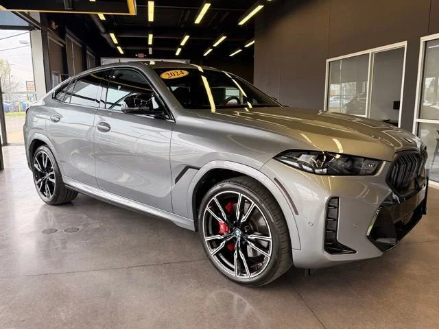 Used 2024 Skyscraper Gray Metallic BMW M60i image 5